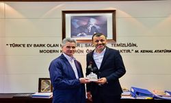 Kızıl Ordu Korosu’ndan Başkan Çavuşoğlu’na ziyaret