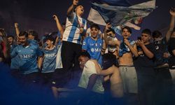İtalya'da düğüm son haftada çözüldü! Şampiyon Napoli