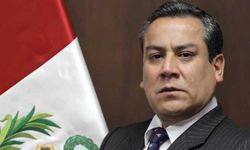 Peru Başbakanı Adrianzen, istifa etti