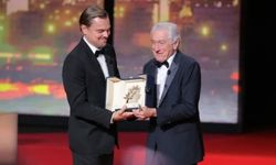 Cannes'da onur ödülü alan Robert De Niro Trump'a demediğini bırakmadı