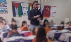 Gelecek bunlara mı emanet? İlkokul öğretmeninden küçük çocuklara skandal sözler