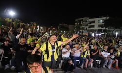 Fenerbahçe Beko’nun tarihi zaferi Turgutlu’da dev ekranda izlendi