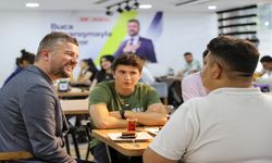 Buca’nın Üzüm Cafe’sini gençler çok sevdi