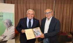 Usta yazar Gündüz Vassaf okurlarıyla buluştu