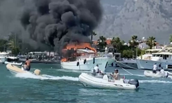 Muğla'da marinadaki yatta yangın! Kullanılamaz hale geldi