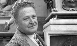 ''Güneşe gülmeye de beraber dövüşmeye de...''  Devrimin mavi gözlü devi Nazım Hikmet'siz 62. yıl