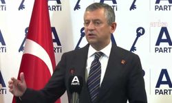 Özgür Özel'den İzmir greviyle ilgili açıklama: İşçinin de belediyenin de hakkı var