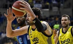 Fenerbahçe Beko'ya yıldız isimden kötü haber