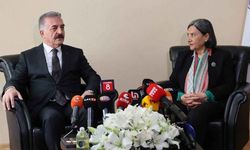 DEM Parti ilk önce MHP ile bayramlaşacak