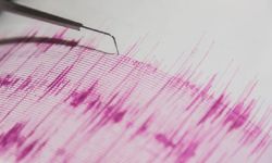 İran'da 5,5 büyüklüğünde deprem