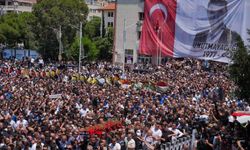 Manisalılardan Ferdi Zeyrek'e veda: Ne söz verdiyse yaptı