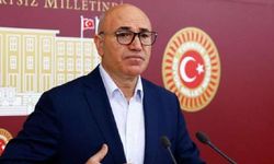 Mahnut Tanal'dan Meclis'te eylem