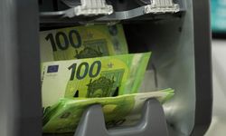 Dev bankadan Euro'ya yatırım yapanlara uyarı