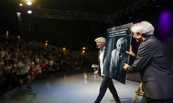 Buca'da Zeki & Metin Amfi Tiyatro'ya coşkulu açılış