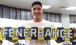 Fenerbahçe yeni transferi resmen açıkladı