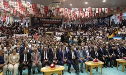 MHP'nin Erzurum mitinginde katılım hüsranı