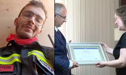En acı diploma teslimi