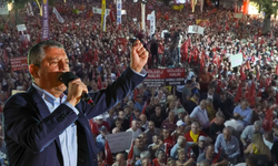 Özgür Özel, Adalet Bakanı'na seslendi! Dava borsacısı avukatın neden tutuklanmadığını anlattı