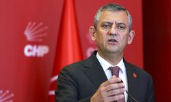 Özgür Özel, Yılmaz Tunç'a 7 soru sordu, 15 gün verdi