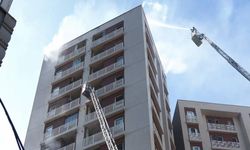 Bağcılar'da 12 katlı binada yangın
