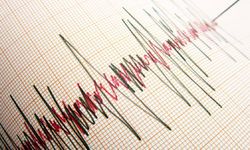 Balıkesir bir kez daha sallandı! 4.4'lük deprem meydana geldi