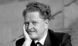 MİT paylaştı! Nazım Hikmet'e ait yeni arşiv belgesi ortaya çıktı