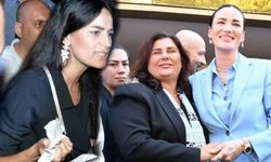 Özlem Çerçioğlu konuşmasını yırtan AKP'li vekili yanından ayırmadı