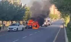 Diyarbakır’da silahlı kavgada otomobil ateşe verildi: 1 yaralı