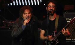 Arjantin Başkanı, ekonomik kriz, yolsuzluk skandallarının ortasında konser verdi