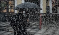 İstanbul'da yağış başladı, trafik kilit