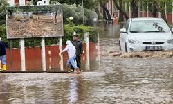 Muğla'yı sağanak vurdu! Cadde ve sokaklar göle döndü