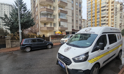 Eşiyle konuşmaya gitti, bina görevlisinin karısını öldürdü