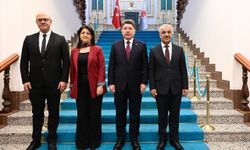 DEM Parti heyeti, Adalet Bakanı Tunç ile görüştü