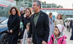 Özgür Özel, Ferdi Zeyrek'in kızlarını okula götürdü