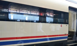 Tren garında kelepçe! Avukat 1 kilo uyuşturucuyla yakalandı!