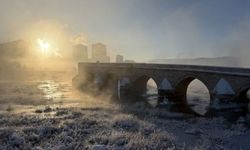 Görenler şoke oldu! Kızılırmak nehri buz tuttu