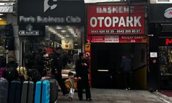 Ankara'da 'el arabasıyla çarptın' kavgası! Baba ile oğlunu silahla yaraladı