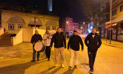 Sokak sokak gezip, sahura kaldırdılar