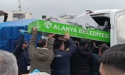 Barınak çalışanının cansız bedeni denizde bulundu