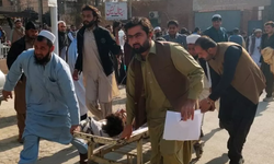 Pakistan'da bombalı saldırı! 11 güvenlik görevlisi ve 1 çocuk öldü