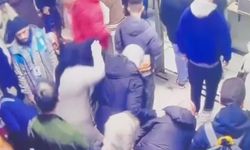 Sultanahmet'te yankesicilik yaparken suçüstü yakalanan 2 kadın tutuklandı