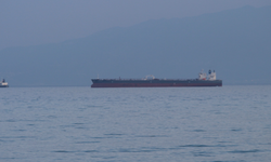 İran'dan kritik açıklama! "Düşman olmayan tüm gemilere Hürmüz Boğazı açık"