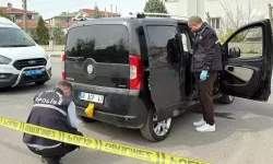 Trafikte 'yol verme' tartışmasında tabancayla vuruldu