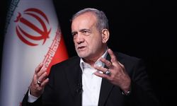 İran'dan Trump mesajı: O kim ki bir ulusu haklarından mahrum ediyor