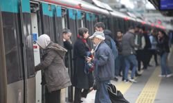 Bakan Uraloğlu: 452 kilometrelik kent içi raylı sistem hattını hizmete sunduk