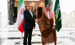 İran Dışişleri Bakanı Arakçi: Suudi Arabistan ile Husiler arasında diyaloğun başlaması için yardıma hazırız