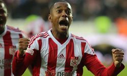 Robinho, transferi resmen açıkladı! 'Hayalleri gerçeğe dönüştürmeye geliyorum'