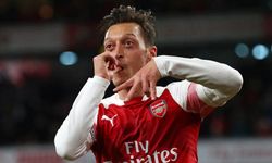 Mesut Özil'den Fenerbahçe taraftarlarını heyecanlandıran paylaşım