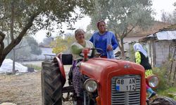 Kadın çiftçiler tiyatrodan sonra klipte de rol aldı