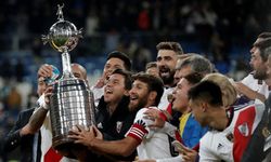 River Plate, tarihi derbide geri döndü, kupayı aldı